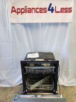 Smart Top-Control Dishwasher with 1-Hour Wash & Dry, QuadWash® Pro, and Dynamic Heat Dry™ - Image 2