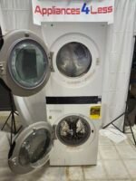 Single Unit Front Load LG WashTower™ with Center Control™ 4.5 cu. ft. Washer and 7.4 cu. ft. Electric Dryer - Image 2