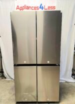 Bespoke 4-Door Flex with Beverage Center in Fingerprint Resistant Stainless Steel